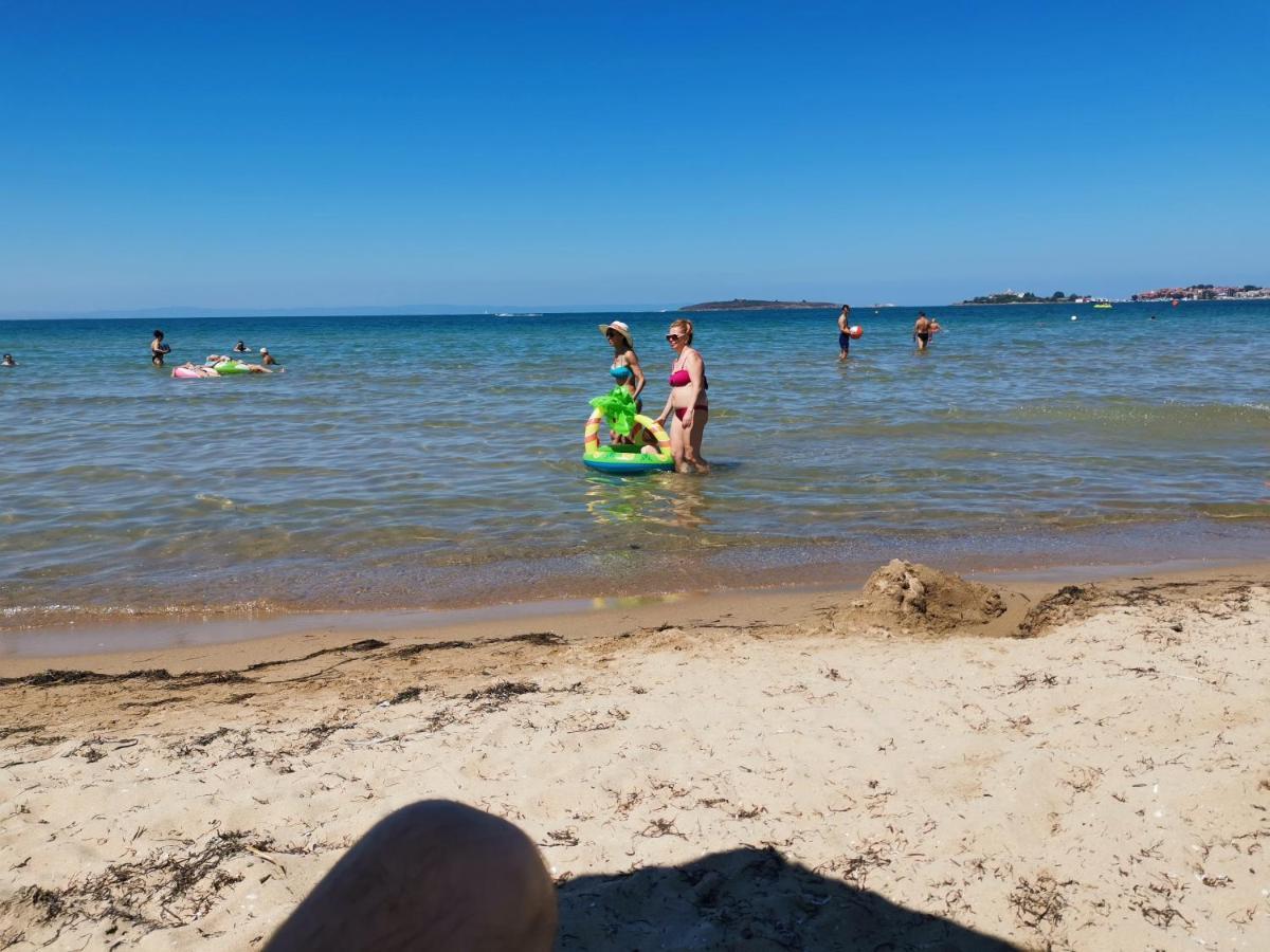 Hacienda Beach Apartment Mit Meerblick Sozopol Esterno foto
